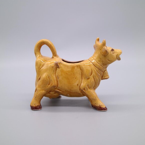 Vintage Ceramic Souvenir Creamer Pitcher | Kitschy Farmhouse Decor | Farmcore - Picture 4 of 10